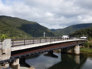 新設鋼橋